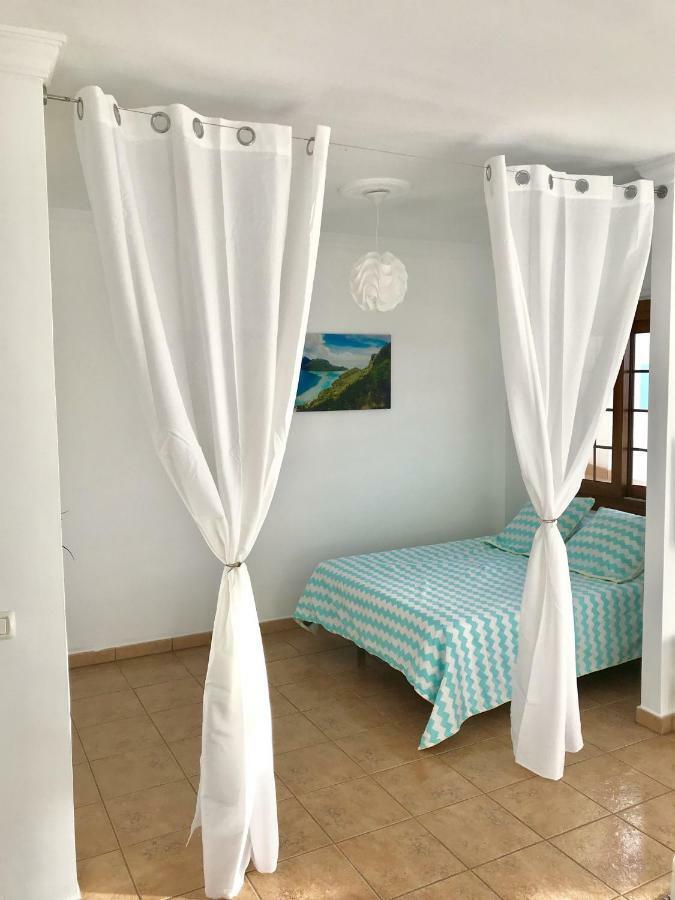 Elita El Varadero Free Wifi Puerto de Santiago  Luaran gambar